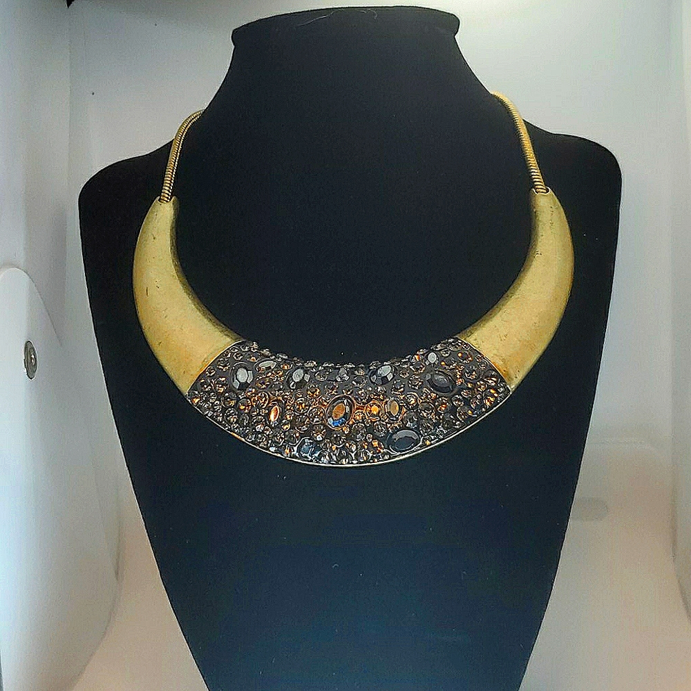 Kenneth Cole New York Necklace